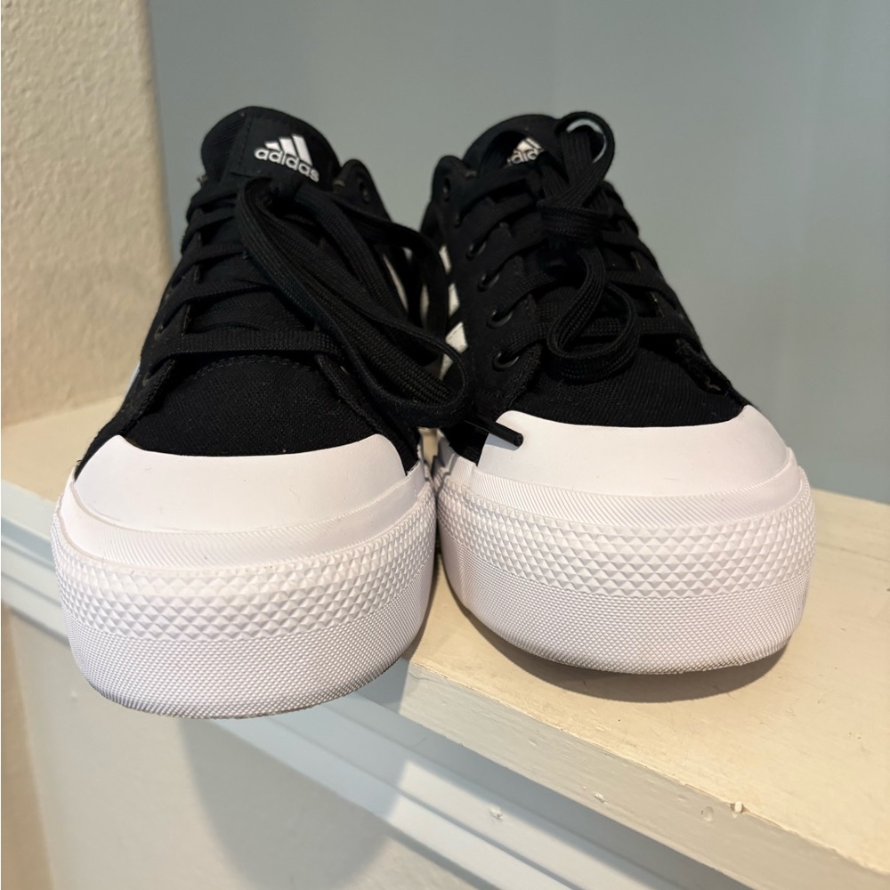 Adidas Bravada 2.0 Black/White Womens U.S Size 10.5  IE2310 - Picture 7 of 9